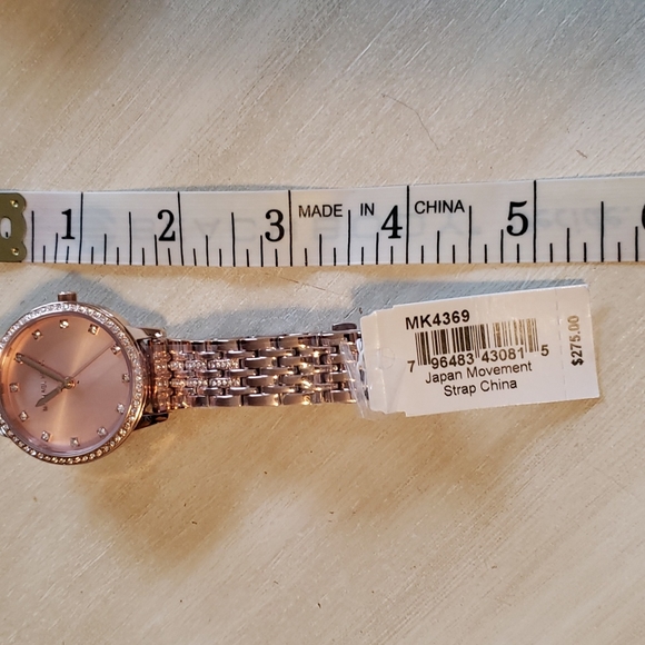 NWT MK rose gold watch. Faux diamonds as numbers& circle. Send offer - Picture 7 of 8
